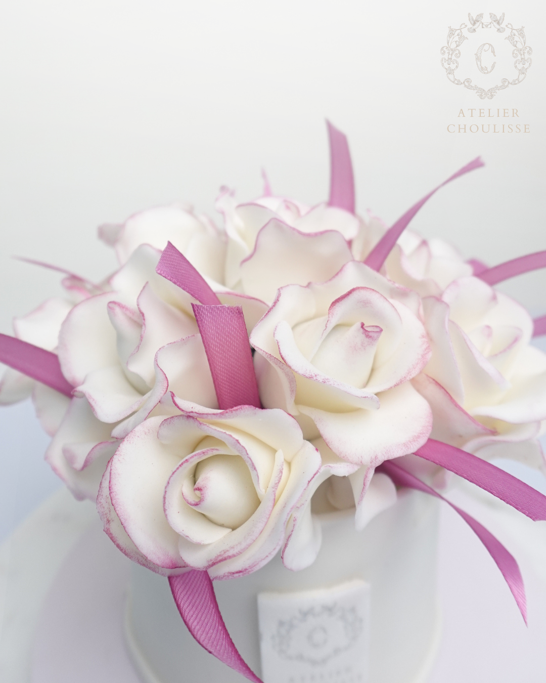 White & Purple Blooming Roses Cake (Small)