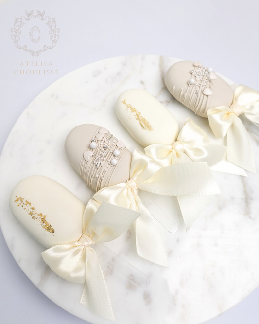 Beige & Ivory